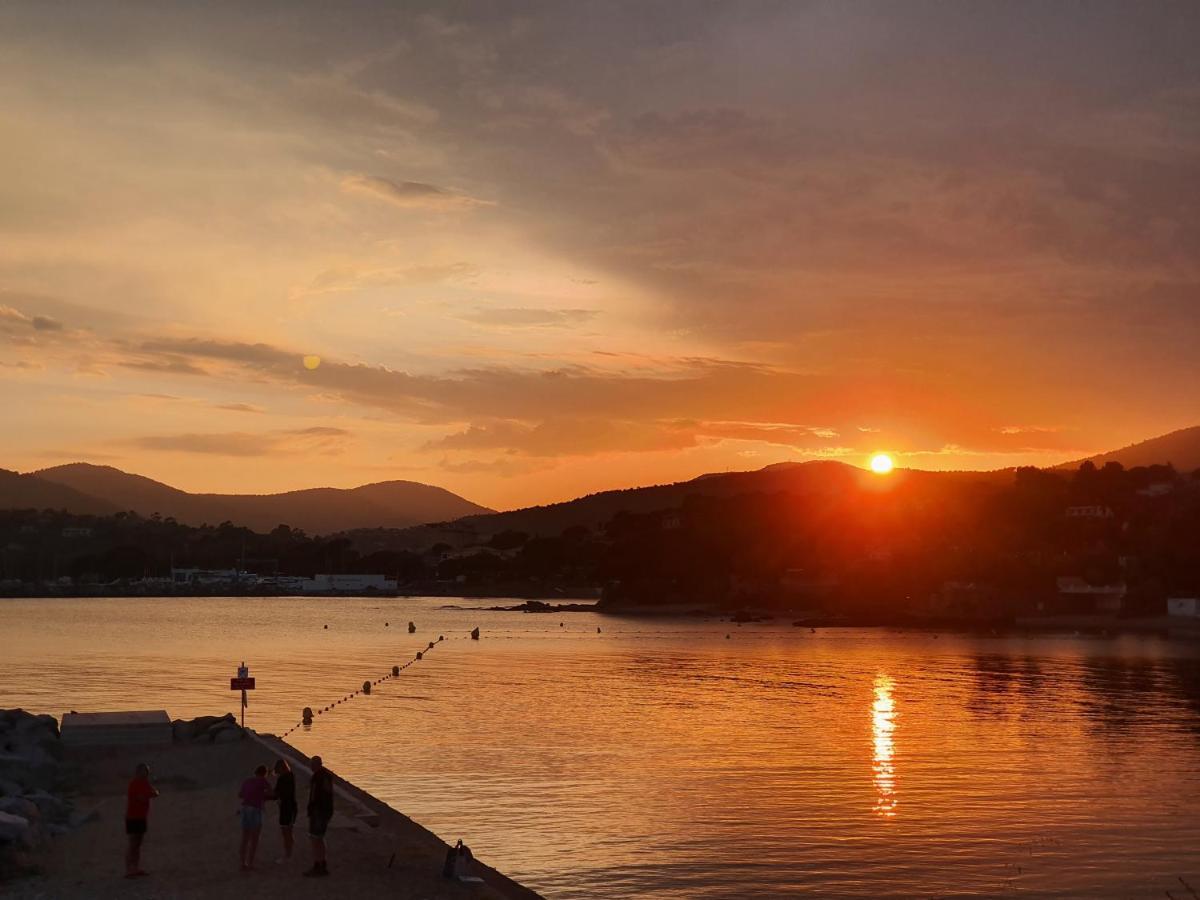 Les Issambres Appart 6 Pers Grande Terrasse Superbe Vue Mer Et Golfe De Saint Tropez, Piscine Екстериор снимка