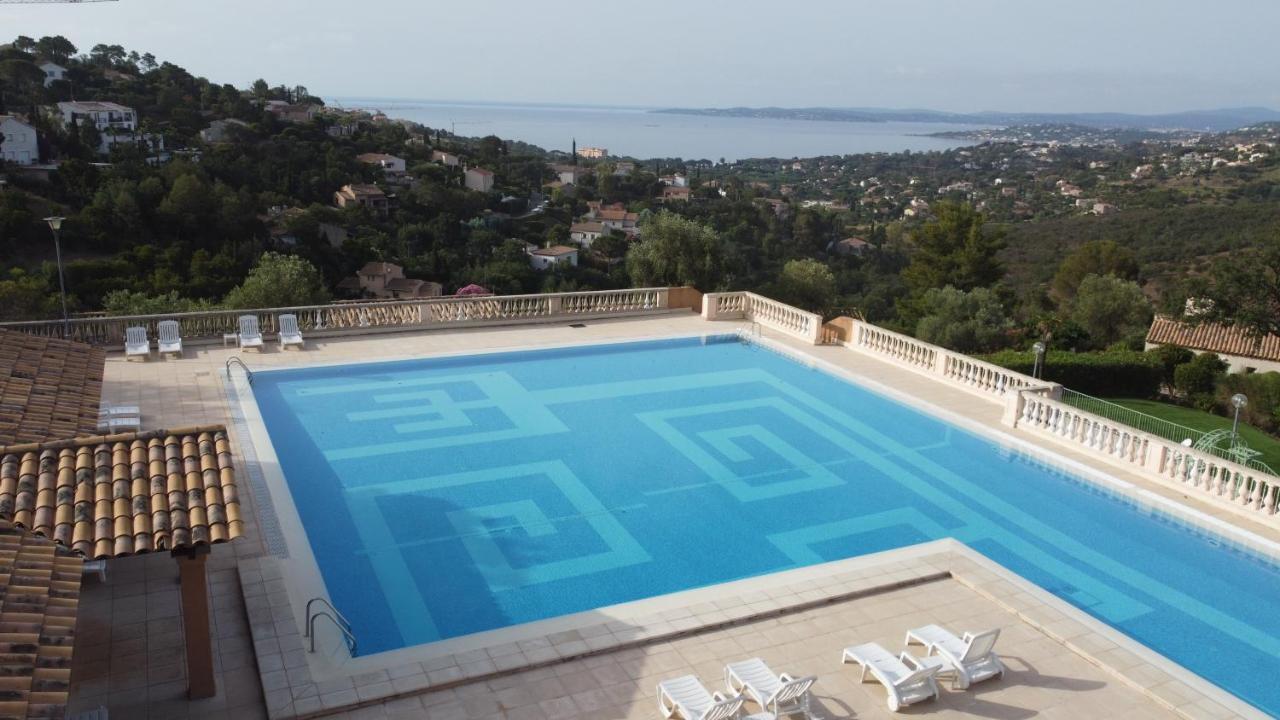 Les Issambres Appart 6 Pers Grande Terrasse Superbe Vue Mer Et Golfe De Saint Tropez, Piscine Екстериор снимка